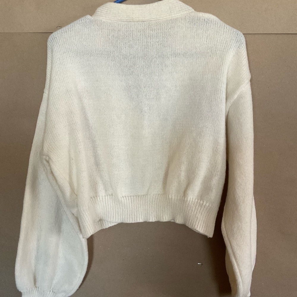 Romwe Embroidered Floral Cream Cardigan Sweater size L - Picture 6 of 9